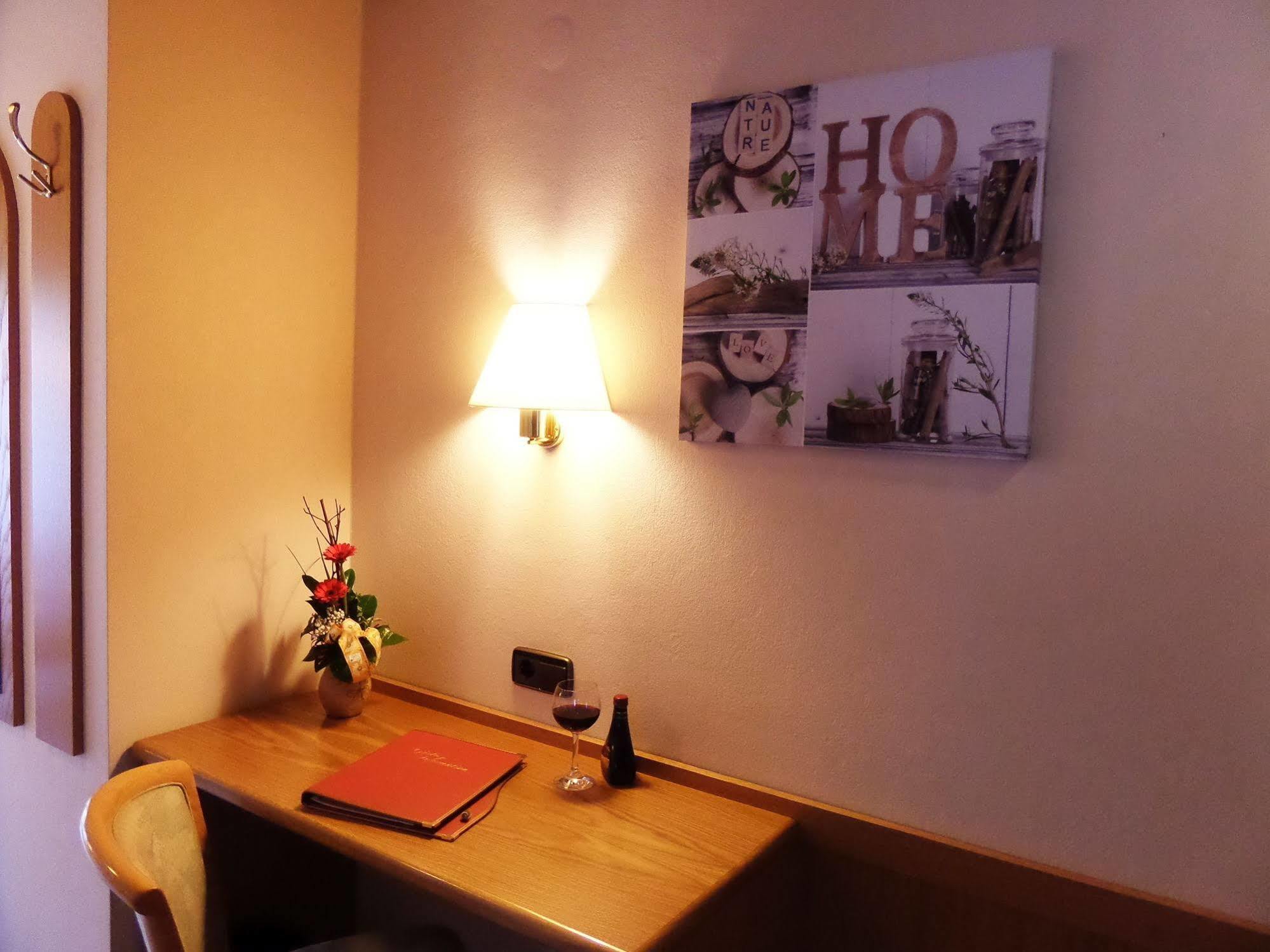 Hotel - Gasthof Blume Oppenau Dış mekan fotoğraf
